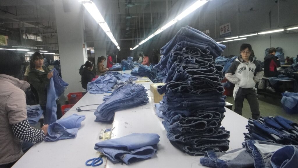 designer jeans suppliers in China