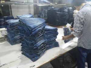 Are you looking for a jeans supplier and manufacturer in China or want to know how to find jeans makers, manufacturers and suppliers in China? Contact JUAJEANS, the best jeans factory in China